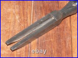 Futamata Mukomachi Nomi Japanese Bench Chisel 6mm / 18mm Special Shape Unused Futamata Mukomachi Nomi Japanese Bench Chisel 6mm / 18mm Special Shape Unused