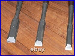 Genju Funahiro Oire Nomi Japanese Bench Chisels 12, 15, 18mm Set of 3 Genju Funahiro Oire Nomi Japanese Bench Chisels 12, 15, 18mm Set of 3