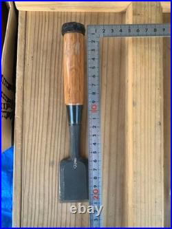Japanese Chisel 42mm Oire Nomi Akagashi Handle Yamahiro Carpenter Tool