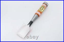 Japanese Chisel Iyoroi Oire Nomi 36mm Used Excellent Works by Japanese craftsmen