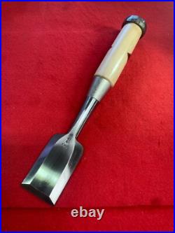 Japanese Chisel oire nomi Yoshio Usui All HSS Blade 36mm / 3 grooves back Japanese Chisel oire nomi Yoshio Usui All HSS Blade 36mm / 3 grooves back