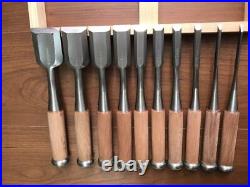 Kikuhiromaru Oire Nomi Set of 10 Japanese Bench Chisel White Oak Aluminum Case