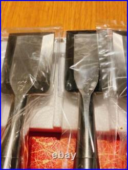 Sukemaru Oire Nomi Japanese Bench Chisels High Speed Steel Set of 10 Red Oak