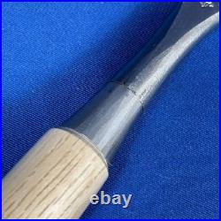 Tasai Japanese Bench Chisels Wakisashi Nomi 27mm / 235mm White Oak 2Hollows Ura Tasai Japanese Bench Chisels Wakisashi Nomi 27mm / 235mm White Oak 2Hollows Ura