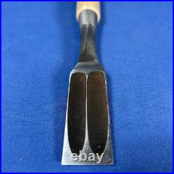 Tasai Japanese Bench Chisels Wakizashi Nomi Polished 24mm 2Hollows White oak