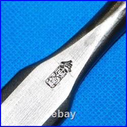 Tasai Wakizashi Nomi Japanese Bench Chisel 27mm Polished Finish White Oak Tasai Wakizashi Nomi Japanese Bench Chisel 27mm Polished Finish White Oak